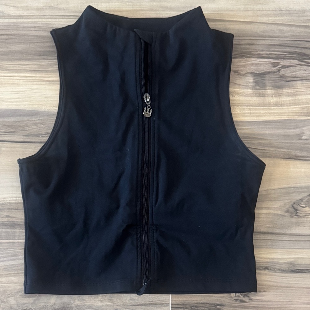 KADYLUX Black Zip-Up Vest Sleeveless Workout Top